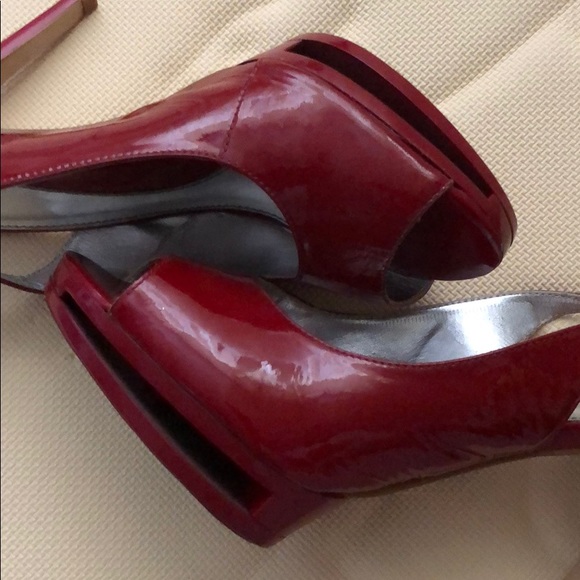 Pumps - Picture 5 of 7